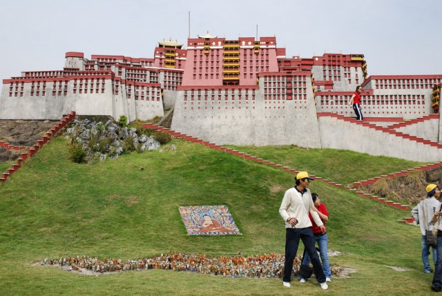 DSC_0214a.jpg
