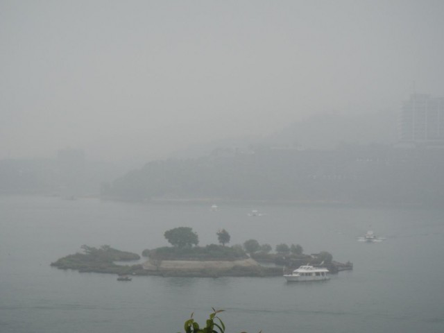 拉魯島(舊名光華島)<br />其上有大理石白鹿一隻
